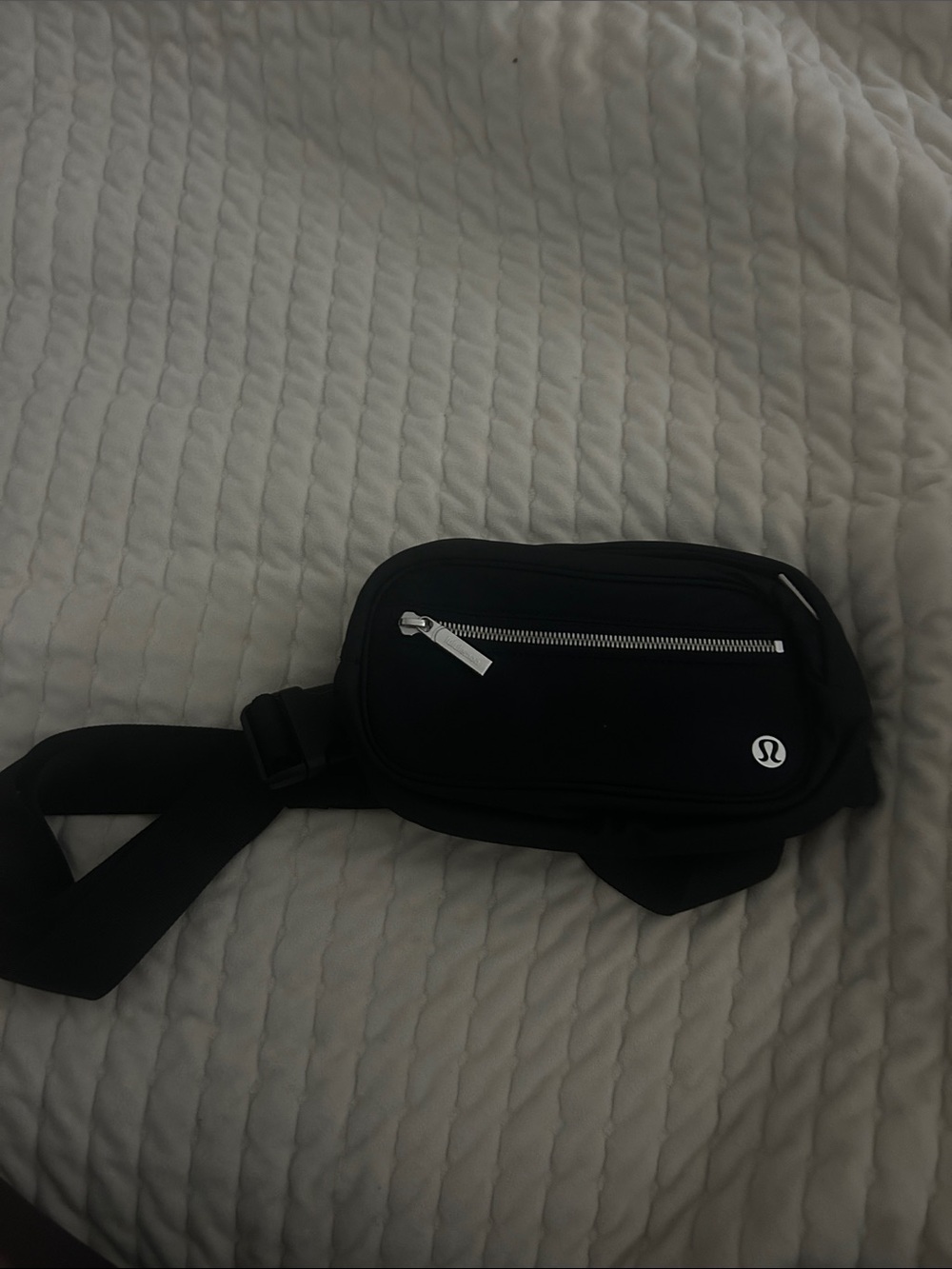 lululemon athletica Black Men's Belt Bag with Silver Zipper
